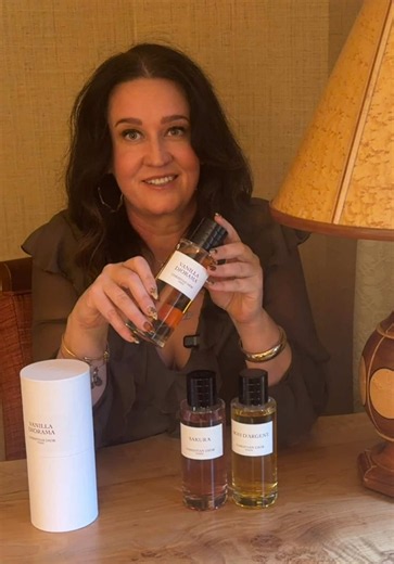 Vanilla Diorama: A Fragrance Review of Christian Dior