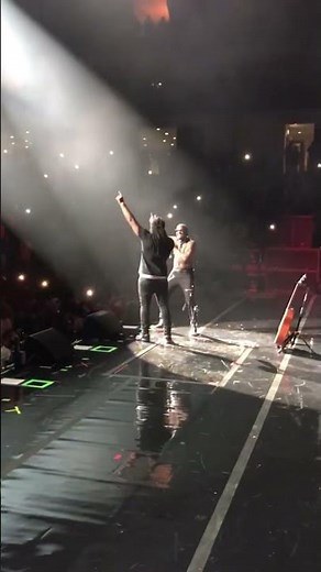 Rooga performs the GD Anthem with Lloyd live #4k