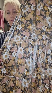 Wednesday Drop at Re.clotheme - preloved consignment store for women open today 10-5pm 🦩 watching live # replay if watching the replay 💬 comment in the box if you want more info on an item | Re.clotheme - preloved consignment store for women