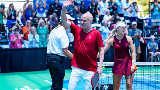 Andre Agassi wins pro pickleball debut at US Open in Naples. But it wasn't easy.