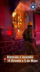 #EmergenciaAtendida 🔥 Elementos de #PCPueblaCapital atendieron un incendio en un comercio ubicado en la calle 14 Oriente y 5 de Mayo. 🚒 Se realizaron labores de combate al fuego, logrando sofocar el incendio en su totalidad. ✅ No se reportaron personas lesionadas. 👨‍🚒 Seguimos trabajando para proteger a las familias poblanas. #PCPueblaCapital | #ActuandoConFirmeza | Secretaría de Seguridad Ciudadana de Puebla