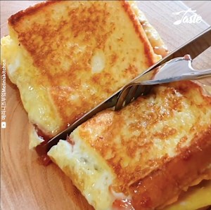 9.6M views · 118K reactions | 2 Korean Egg Toasts you have to try today  Credit: 메리니즈부엌Meliniskitchen (youtube.com/channel/UCB4JlWU3Vcev5pkyIdeBMRw) | Best Taste | Facebook