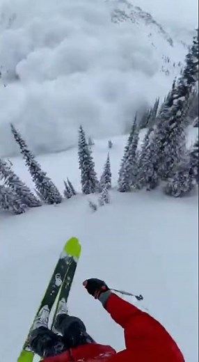 Skier Outrunning Avalanche Caught On Camera