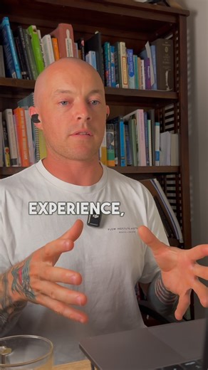 Functional breathing and breath mobility lays the foundation for conscious connected breathwork by training the body to breathe with ease, efficiency, and awareness. When breath becomes calm, deep, and regulated, the nervous system shifts from survival into safety, creating the conditions for grounded emotional release and insights. This opens the breather to life with more capacity to feel, process, and receive new opportunities with an open heart and grounded mind. Protective State ↓ Dysregula