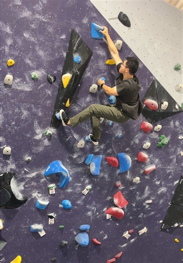Mastering Bouldering: Pushing Your Climbing Limits