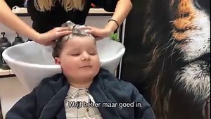 De kleuterklas heeft grote dromen voor de toekomst, maar Blazerke maakt er nu al het beste van. #Iedereenberoemd | VRT 1