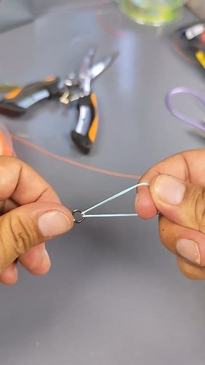 1M views · 6.4K reactions | If you want a knot that’s quick and never slips, start with this one. Super beginner-friendly  Save this so you remember it next time. #FishingTutorial #LearnFishing #FishingForBeginners #FishingSkills #FishingHack #FishingGear #FishingRig #AnglerLife #FishingReels #FishingVibes | Indra Jaya Giri | Facebook