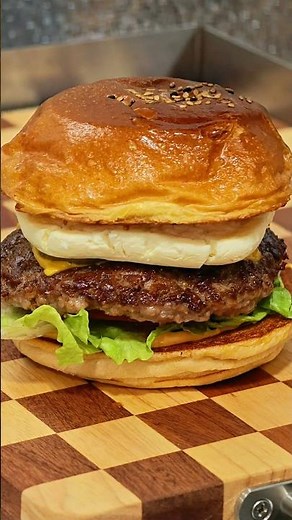 Beef Hamburger The process of making delicious food #Burger #Beef #asmrsounds #food #cheese