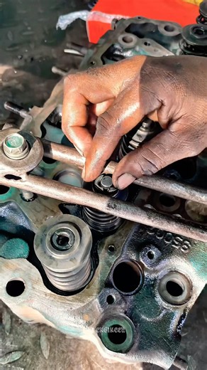 Brilliant Engine Head Valve Spring Pin fitting #trending #mechanic #head #valve #shorts