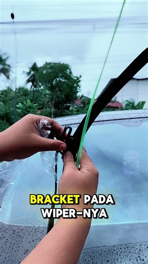 Universal Frameless Car Wiper – Easy Installation for All Cars