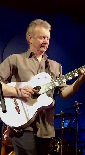 Peter White -" Talkin' Bout Love "- performed at Live Concert #peterwhite #smoothjazz ‪@jesseg1959‬