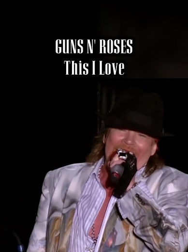 Guns N' Roses Live: Axl Rose Performance Highlights