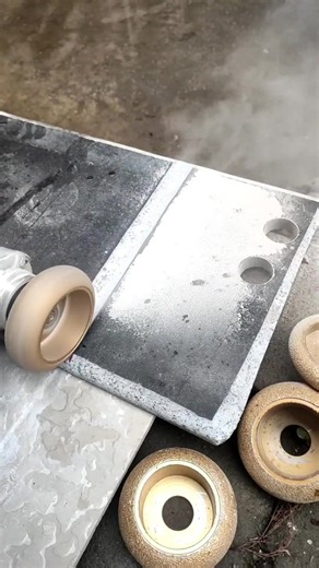 Grinding Discs for Creating Grooves in Tiles and Concrete