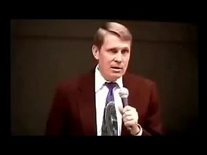 Creationist Kent Hovind Exposes Evolution Theory at University Debate