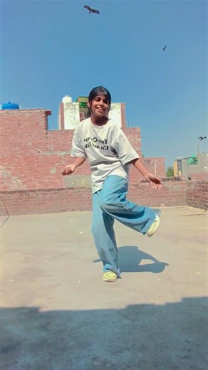 nikle current #please#like#shere#subscribe#explorepage#explore#dance#vira#viralsong#comment#please#.