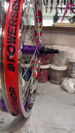 who doesn’t love a new set of bmx wheels profile mini laced to alienation chrome vandal rims #bmx