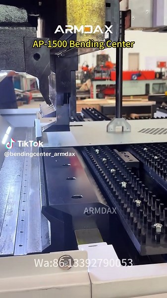 ⚡ This is precision bending. ARMDAX Pressing Arm Bending Center delivering unmatched seams, every time. 📐 #ARMDAX #PressingArmBendingCenter #BendingCenter #SheetMetalBending #PrecisionBending #Automation #MetalForming #CNCBending #PanelBender #MetalFabrication #panelbendingmachine #automatedbending #FactoryDirect #sheetmetalfabrication #panelbendercenter #bendingmachine #cncmachining #PanelBender #BendingCenter