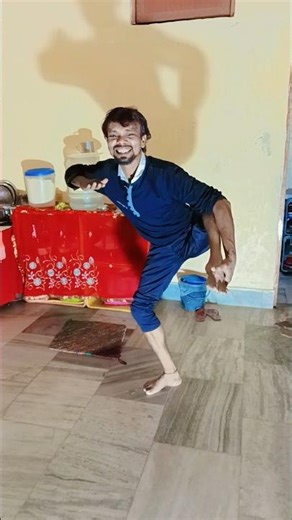 तोर जींस बड़ी मस्त #dance 🙏🙏🙏disuko Danes #shortclips......