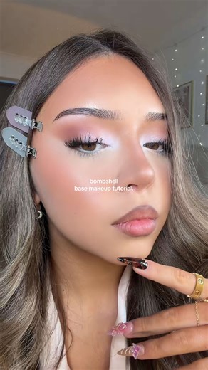 Flawless Base Makeup Tutorial by Pro Artists