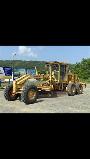 Gredar 12G año 95 9,000 horas de uso #freightliner #cat #caterpillar #camion #venta #negocio #truck #motoniveladora #republicadominicana #paratiiiiiiiiiiiiiiiiiiiiiiiiiiiiiii