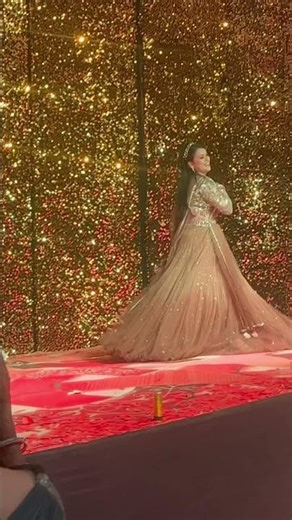 Bride Dance Performance | vari vari java me sadke java | Bridal Sangeet Performance | Wedding Dance