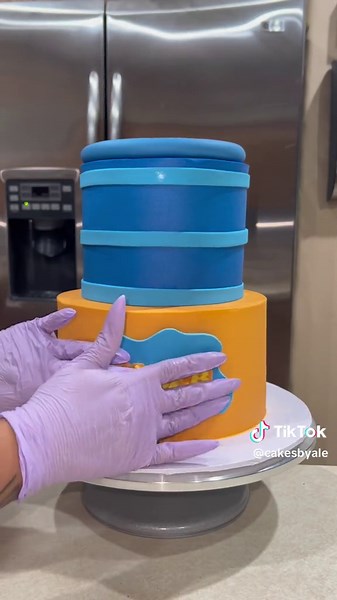 Creative Pool Party Among Us Cake Design