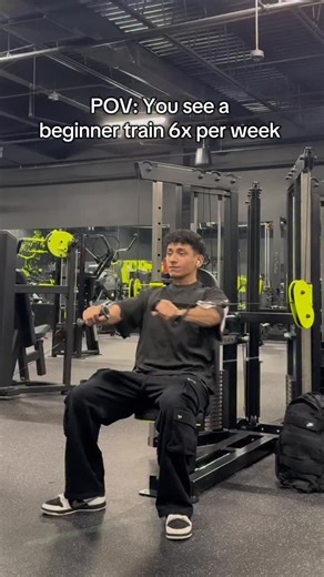 Jonathan Ramos | Fitness & Fat Loss Coach | Try Out This 6-Day Split ⬇️🦾 Follow me for more fitness tips & workouts 🙌 ▪️Day 1: Chest/Biceps/Shoulders ▪️Day 2: Back/Rear... | Instagram