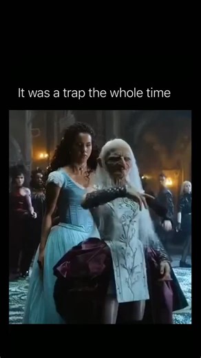 Hood on Instagram: "Epic 🎬: The School for Good and Evil (2022) Even though the title The School for Good and Evil sounds like a classic fairy-tale setup, the Netflix film twists familiar storybook rules into a darker fantasy about choice, friendship and identity. Based on Soman Chainani’s bestselling novel, the story follows best friends Sophie and Agatha as they’re transported to a magical school that trains future heroes and villains. From the start, the movie plays with expectations, questi