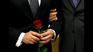 Same-sex couples in WA start taking wedding vows