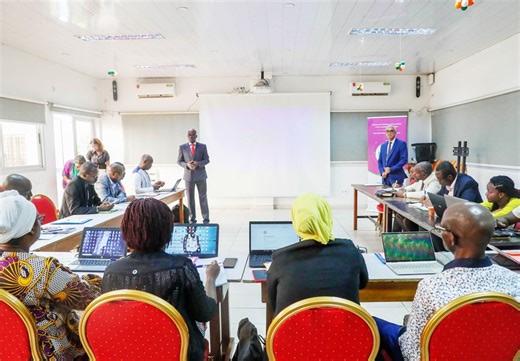 Introduction des TIC dans l’éducation , la formation et l'éducation : un atelier sur l’apprentissage et la production de cours en ligne s’ouvre à Abidjan - Abidjan.net News