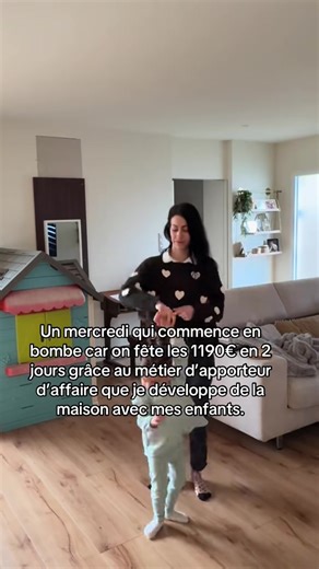 Je développe depuis 2 ans maintenant mon métier d'apporteur d'affaires qui me permet de passer du temps avec mes enfants au quotidien et de pouvoir gagner des commissions entre 300 et 1125€. #mercredi #travailadomicile #mamantiktok