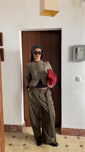 Reutilizando ropa de hace años #fashiontiktok #grwm #outfitinspo #ootd #chaquetanapoleonica #model