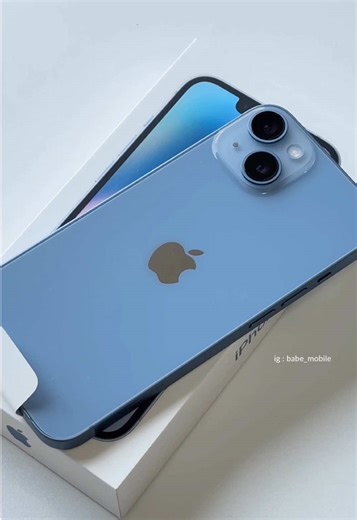 Unboxing the iPhone 14: A Detailed Look at Blue Features