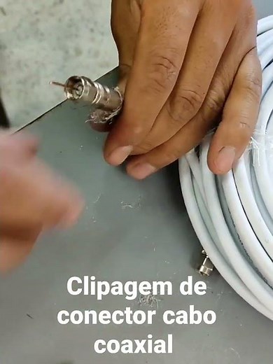 Clipando conector de cabo coaxial, utilizando alicate de compressão e conector rosca para cabo Rg6