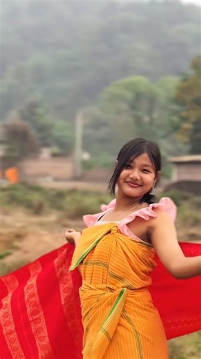 SNEHA | 𝙏𝙝𝙬𝙙 𝙅𝙖𝙢𝙗𝙖 𝘽𝙤𝙙𝙤 𝘽𝙪𝙙𝙙𝙞𝙚𝙨 ❤️🌸 . . Follow @_snehadeori__ for more content . #reelinstagram#reelitfeelit#virelmusic#trendingmusic#bodosong | Instagram