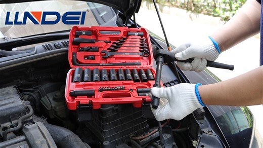 Watch How to use 49pcs comprehensive socket wrench set. on Amazon Live