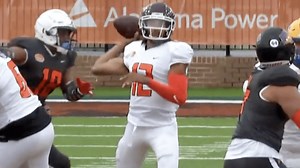 Kellen Mond rips strike to Shi Smith over the middle for big gain