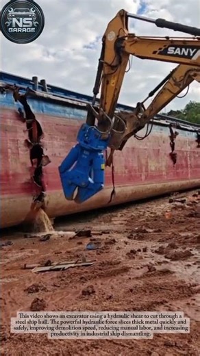 Excavator Hydraulic Shear Cutting Steel Ship Hull | Heavy Demolition Process#shorts