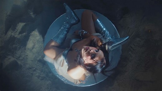 【4K中英字幕】金鱼眼googly eyes - MADE OF，前来查找我的构造