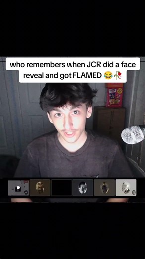 bro should of just kept the keyboard cam 🙏😭#shorts #facereveal