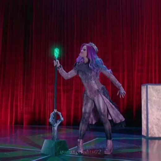 {Queen of mean} editing all descendants songs #queenofmean #descendants3 #fyp #foryoupage