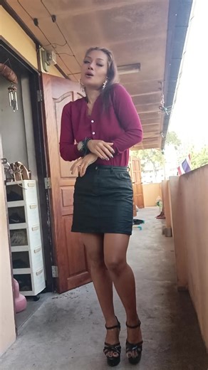 วิดีโอของ RATCHANEE RAT(SURIN🇹🇭) (@rat_ratchanee1980) พร้อมเพลง 原声 - Gen AI Singer