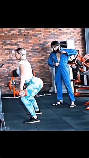 Anatoly Prank On Bodybuilders Body builder's 💪😂 #anatolyprank #anatoly #anatolygym #bodybuilding