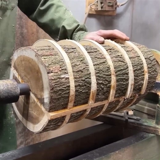 591K views · 2.7K reactions | Witness the incredible skill of wood lathe mastery! From bold, unique designs to flawless finishes, this video showcases the art of transforming raw wood into breathtaking pieces. Precision knife work, elegant curves, and smooth polishing bring each creation to life | Herox7 | Facebook