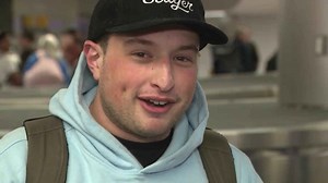 Winter weather delays hit DIA's busiest travel day of Thanksgiving weekend