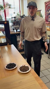 Les grains huileux et brûlé c’est non 🚫👎 #sacrecoeurcafe #specialitycoffee #troisrivieres #coffeeshop #torrefaction | Sacré Cœur Café