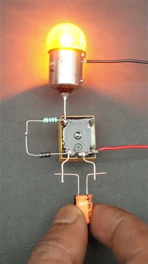 🔥 Amazing 12V Relay Circuit Project | Simple Electronics DIY Hack#shorts #shortvideo #12volts