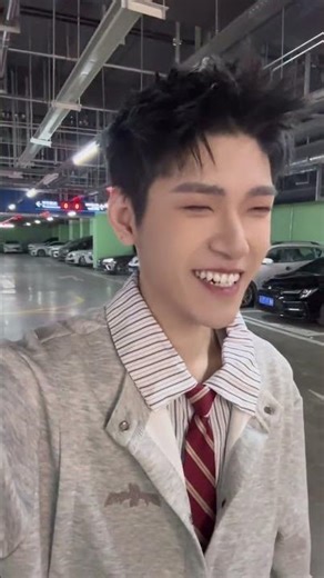 Resilient Man from Northeast China Defies Odds in Testing