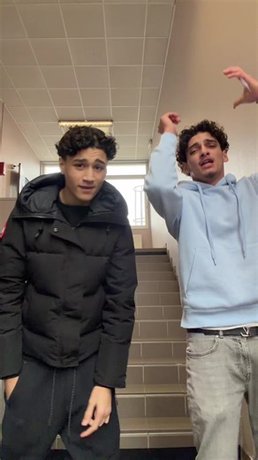 Vidéos de Polat🇹🇷 (@canpolxt) avec Alibi - Eva