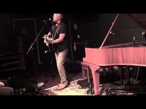 Murray McLauchlan performs "On The Boulevard" at Peter's Players
